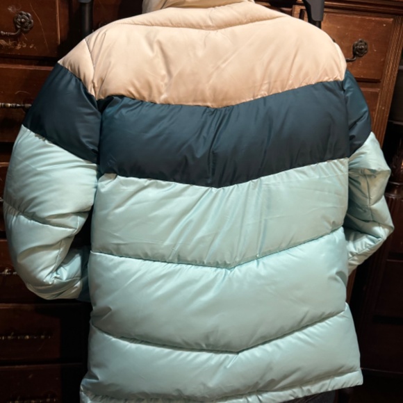 Columbia Puffect Color Blocked Jacket (Aqua Haze, Night Wav) - Size Small - NWT - Picture 2 of 6